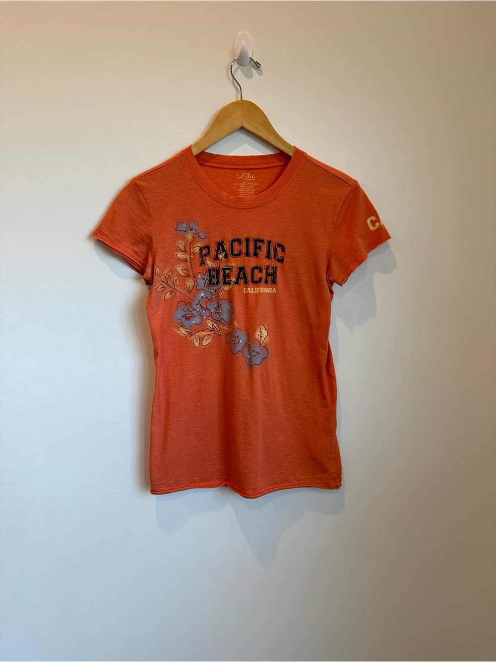 Lily Pacific Beach California Graphic Tee Orange Floral Women’s Small
